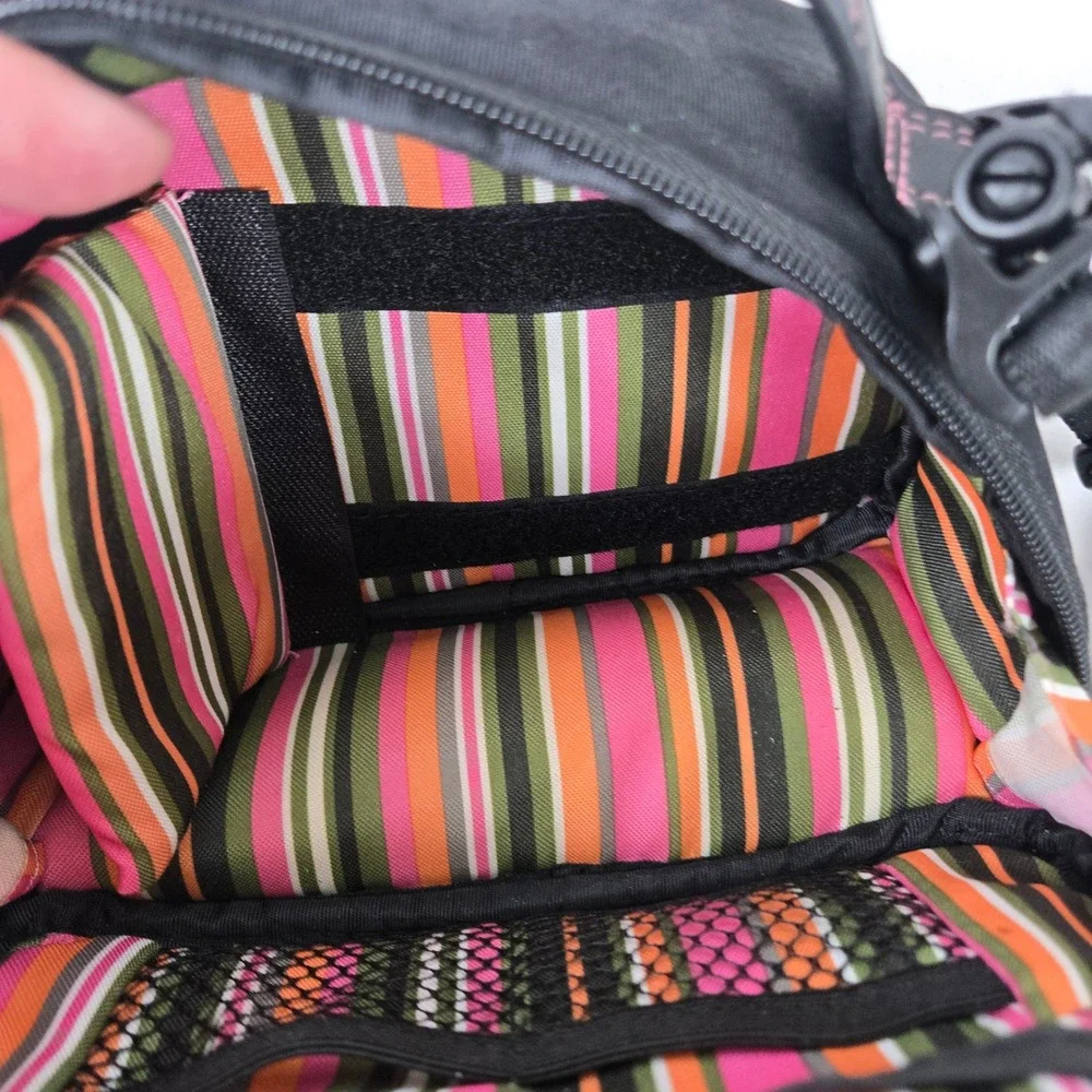 Wenger Swiss Army The Rhea Camera Bag Shoulder‎ Travel Black Pink Padded Secure